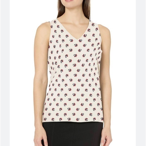 Anthropologie Lark And Ro Blush Tossed Floral Tank Size Medium NWT - Picture 1 of 6